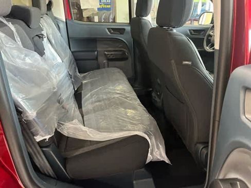 New 2025 Ford Maverick XLT w/ XLT Luxury Package image 29