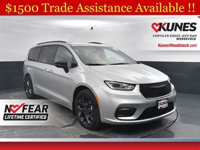 New 2026 Chrysler Pacifica Limited