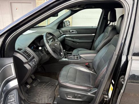 Used 2018 Ford Explorer Sport AWD/4WD image 16