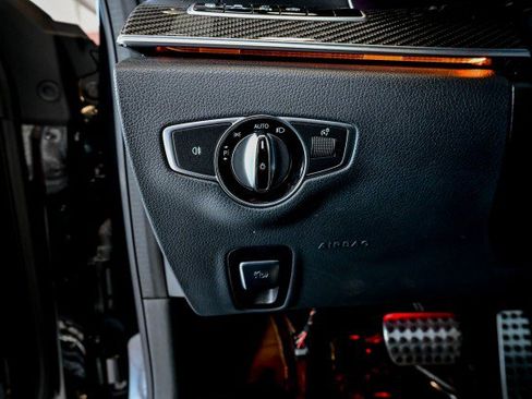 Used 2019 Mercedes-Benz CLS 53 AMG 4MATIC w/ Driver Assistance Package image 39