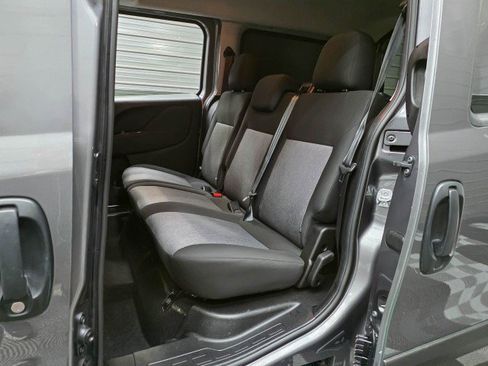 Used 2020 RAM ProMaster City SLT w/ Popular Equipment Group FWD image 18