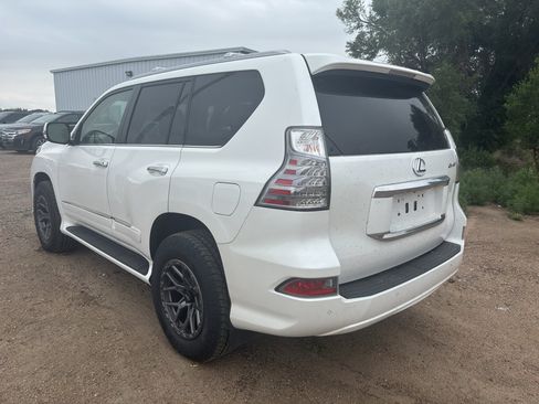 Used 2016 Lexus GX 460 w/ Premium Package AWD/4WD image 5