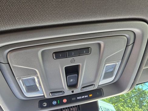 Used 2024 GMC Sierra 1500 SLT w/ SLT Premium Plus Package image 44