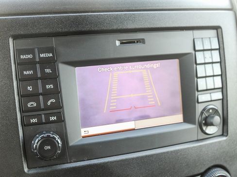 Used 2017 Mercedes-Benz Sprinter 3500 image 41