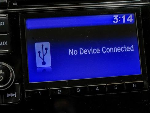 Used 2015 Honda Fit LX image 32