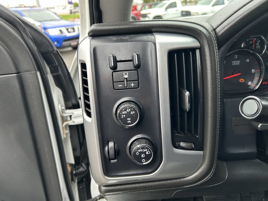 Used 2016 GMC Sierra 1500 SLE w/ Max Trailering Package AWD/4WD image 13