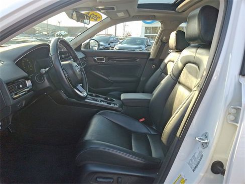 Used 2024 Honda Civic EX-L image 13