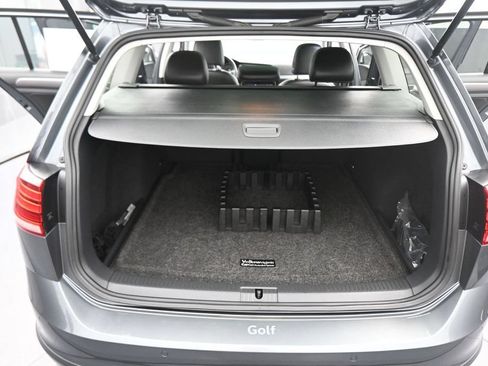 Used 2018 Volkswagen Golf Alltrack SEL AWD/4WD image 43
