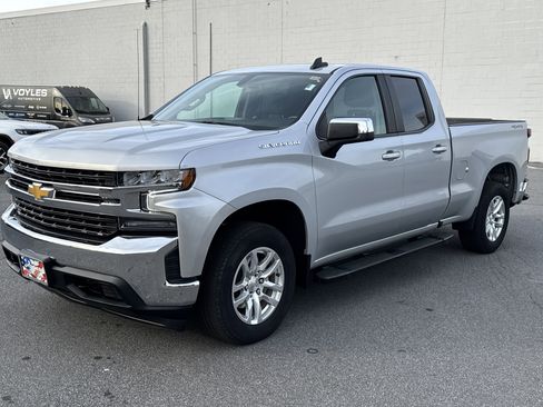 Used 2022 Chevrolet Silverado 1500 LT image 8
