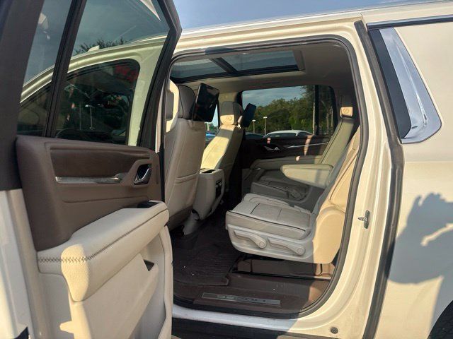 Used 2021 GMC Yukon XL Denali w/ Denali Ultimate Package AWD/4WD image 15