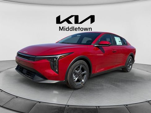 New 2026 Kia K4 LXS FWD image 1
