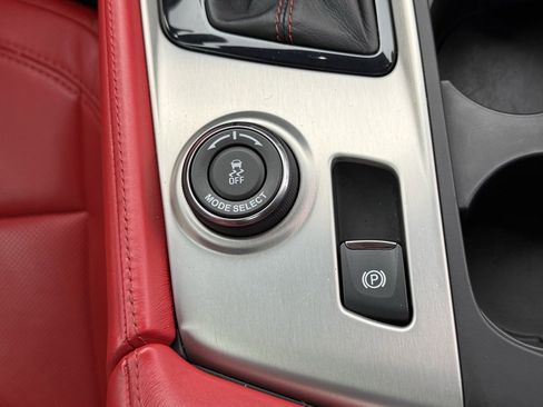 Used 2015 Chevrolet Corvette Stingray Z51 w/ 3LT Preferred Equipment Group image 28