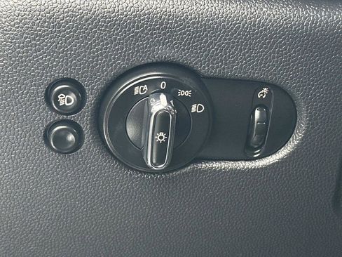 Used 2023 MINI Cooper S w/ Signature Upholstery Package image 22