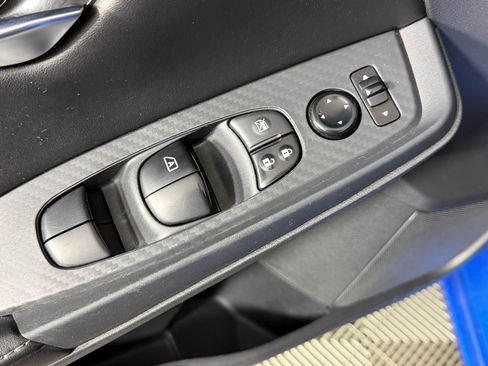 Used 2023 Nissan Sentra SV FWD image 25