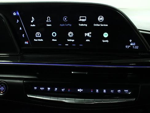 Used 2024 Cadillac Escalade ESV V w/ Heavy-Duty Trailer Package AWD/4WD image 24