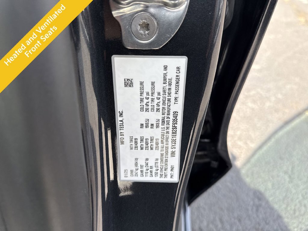 Used 2025 Tesla Model 3 Long Range AWD/4WD image 20
