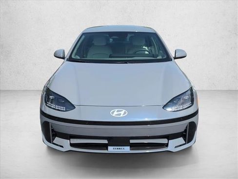 Used 2024 Hyundai Ioniq 6 SEL RWD image 2