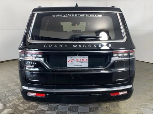 Used 2022 Jeep Grand Wagoneer Series III w/ Rear Seat Video Group 1 AWD/4WD image 19