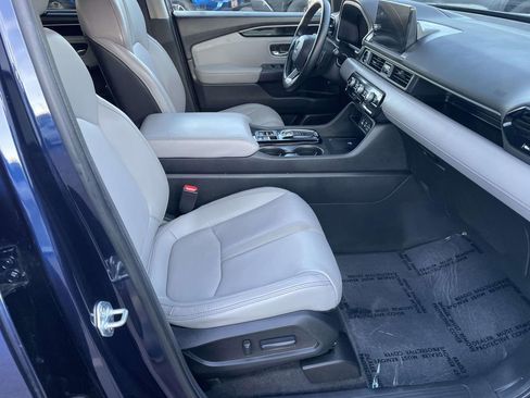 Used 2025 Honda Pilot EX-L image 46