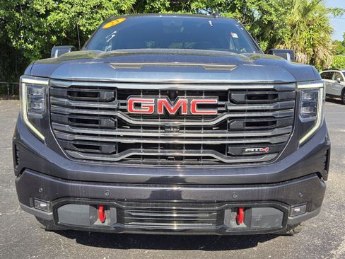 Used 2023 GMC Sierra 1500 AT4 w/ AT4 Premium Package AWD/4WD image 8