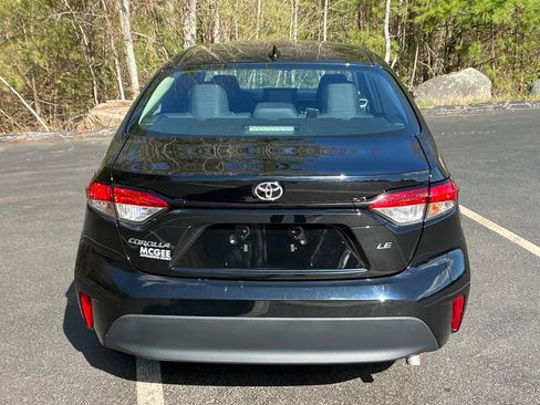 Used 2023 Toyota Corolla LE FWD image 4