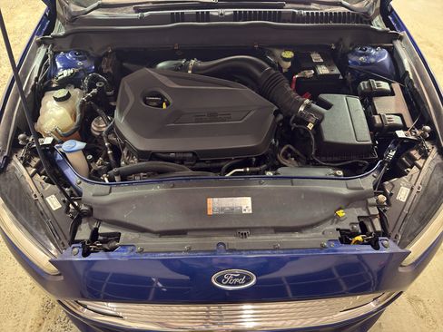 Used 2013 Ford Fusion SE FWD image 32