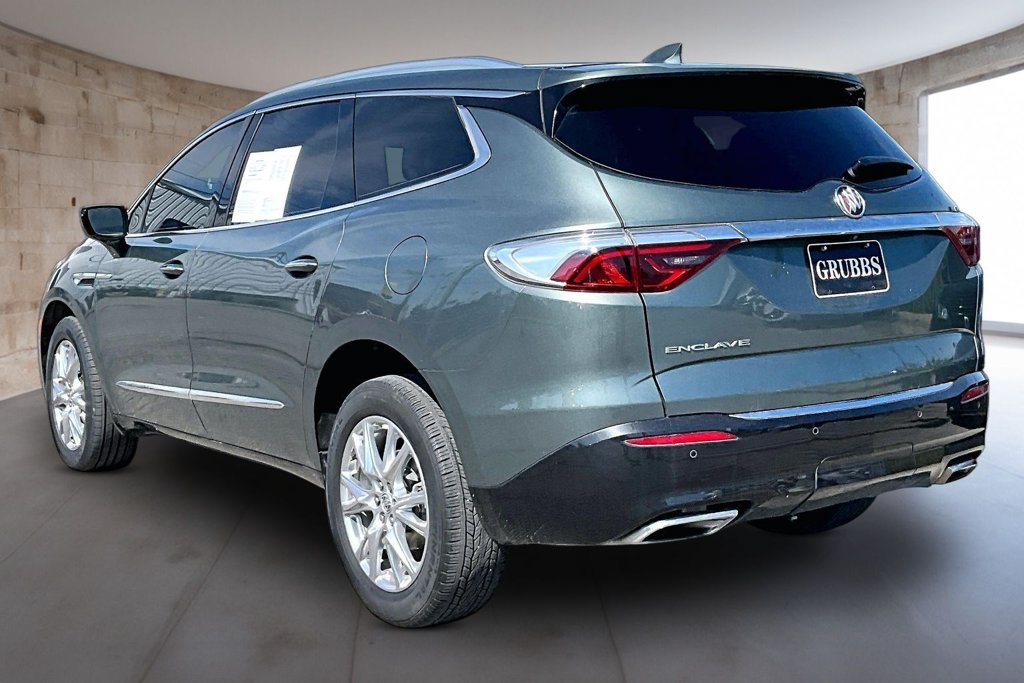 Used 2023 Buick Enclave Essence w/ Experience Buick Package FWD image 14