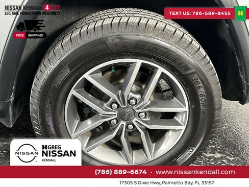 Used 2020 Jeep Grand Cherokee Laredo w/ Laredo X Package image 14