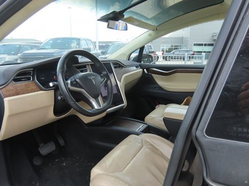 Used 2017 Tesla Model X 75D AWD/4WD image 24