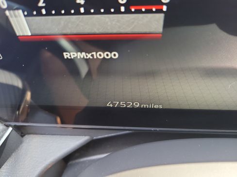 Used 2025 Nissan Kicks SR FWD image 29