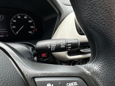 Used 2024 Honda HR-V LX image 34
