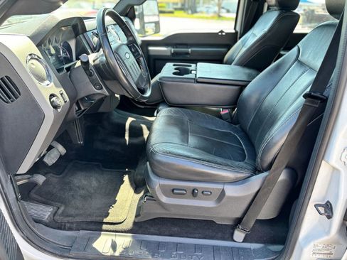 Used 2012 Ford F250 Lariat w/ Chrome Pkg AWD/4WD image 12