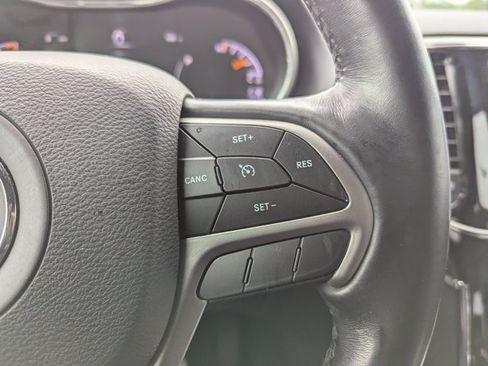 Used 2020 Jeep Grand Cherokee Limited RWD image 14