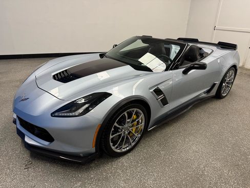 Used 2017 Chevrolet Corvette Grand Sport RWD image 1