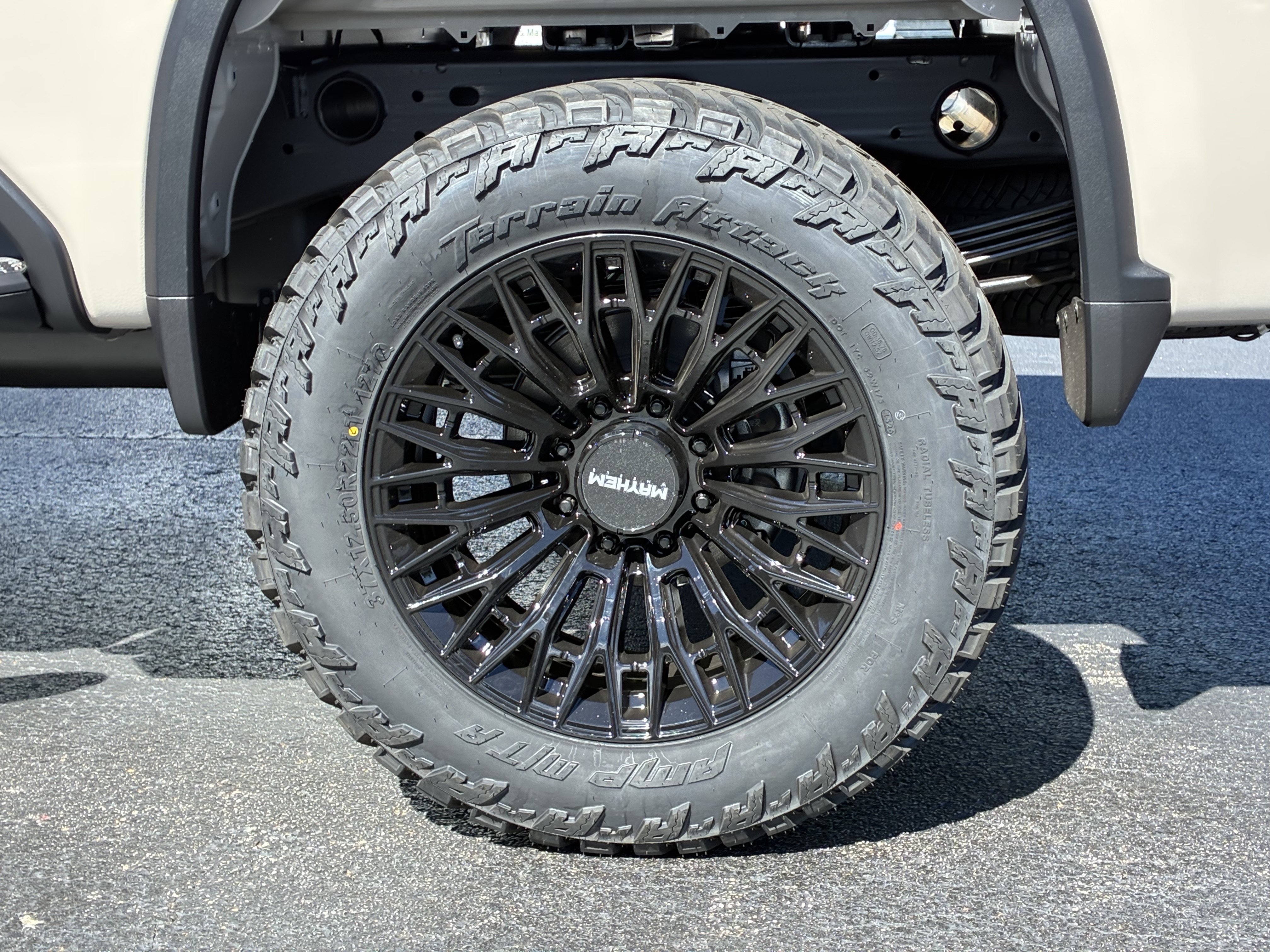 New 2026 Chevrolet Silverado 2500 Custom w/ Custom Value Package AWD/4WD image 11