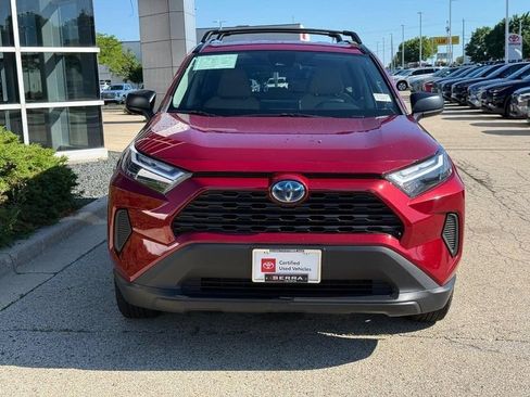 Used 2023 Toyota RAV4 LE AWD/4WD image 8
