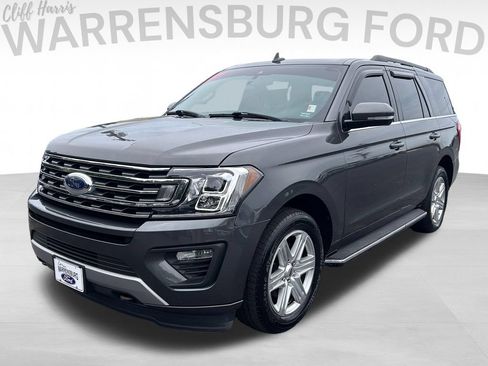 Used 2020 Ford Expedition XLT w/ Equipment Group 202A AWD/4WD image 3