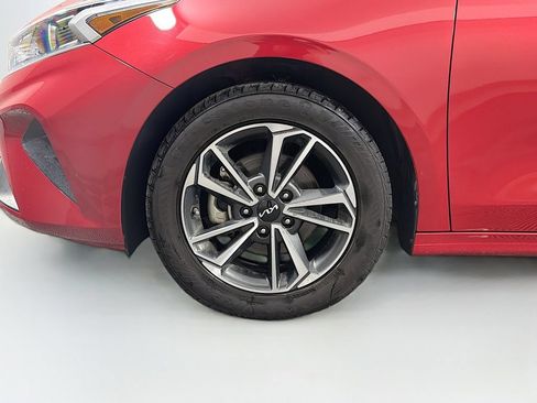 Used 2024 Kia Forte LXS FWD image 28