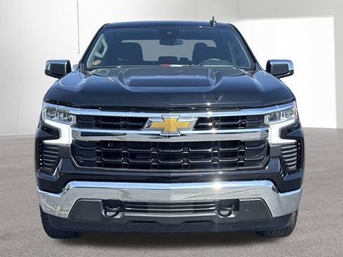 Used 2024 Chevrolet Silverado 1500 LT AWD/4WD image 16