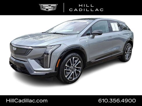 Certified 2025 Cadillac Optiq Sport 2 w/ LPO, Floor Liner Package AWD/4WD image 1