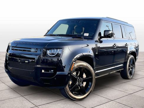 New 2026 Land Rover Defender 130 X-Dynamic SE image 1