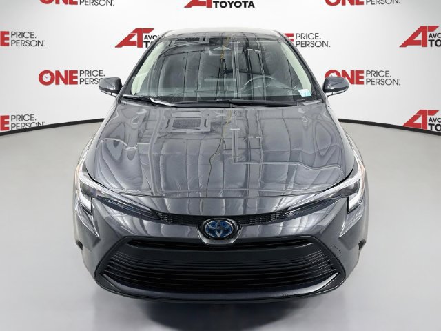 Certified 2025 Toyota Corolla LE w/ Carpet Mat Package (TMS) FWD image 3