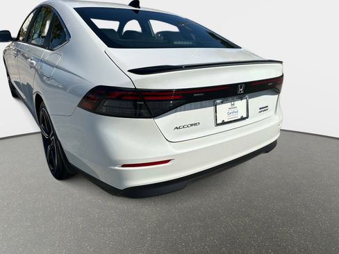 Certified 2025 Honda Accord Sport image 9