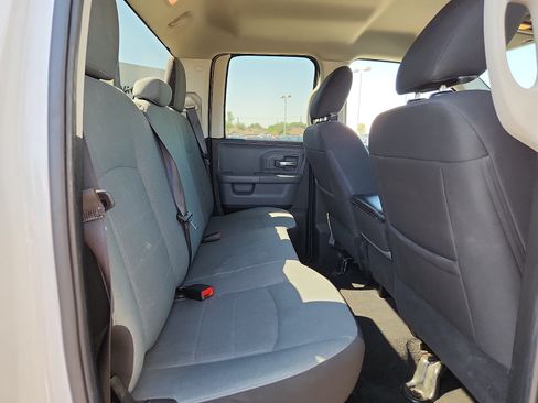 Used 2024 RAM 1500 Classic SLT AWD/4WD image 13