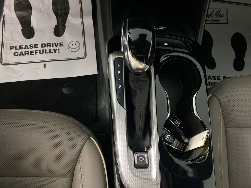 Certified 2024 Buick Envista Avenir FWD image 19
