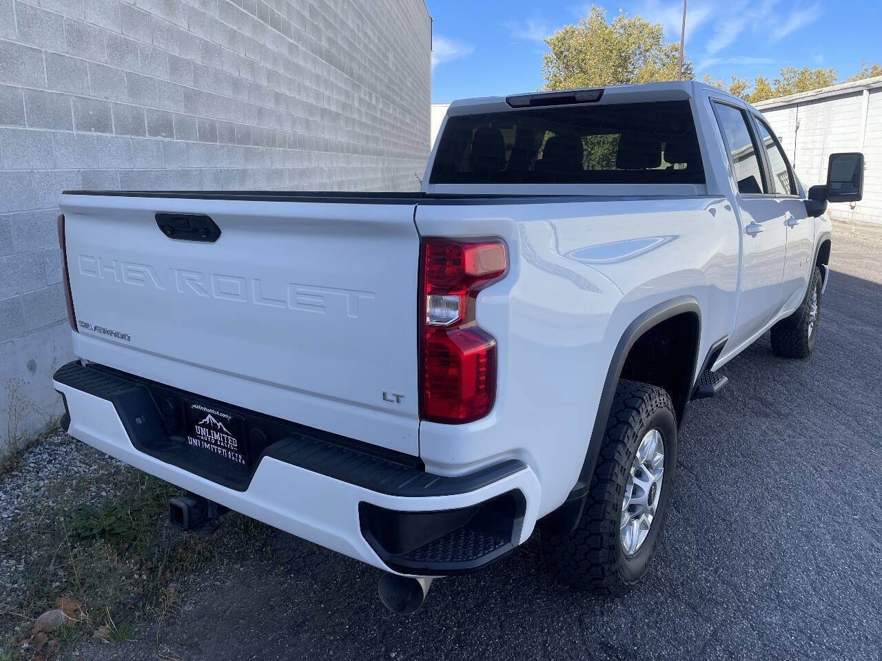 Used 2024 Chevrolet Silverado 2500 LT w/ Convenience Package AWD/4WD image 17