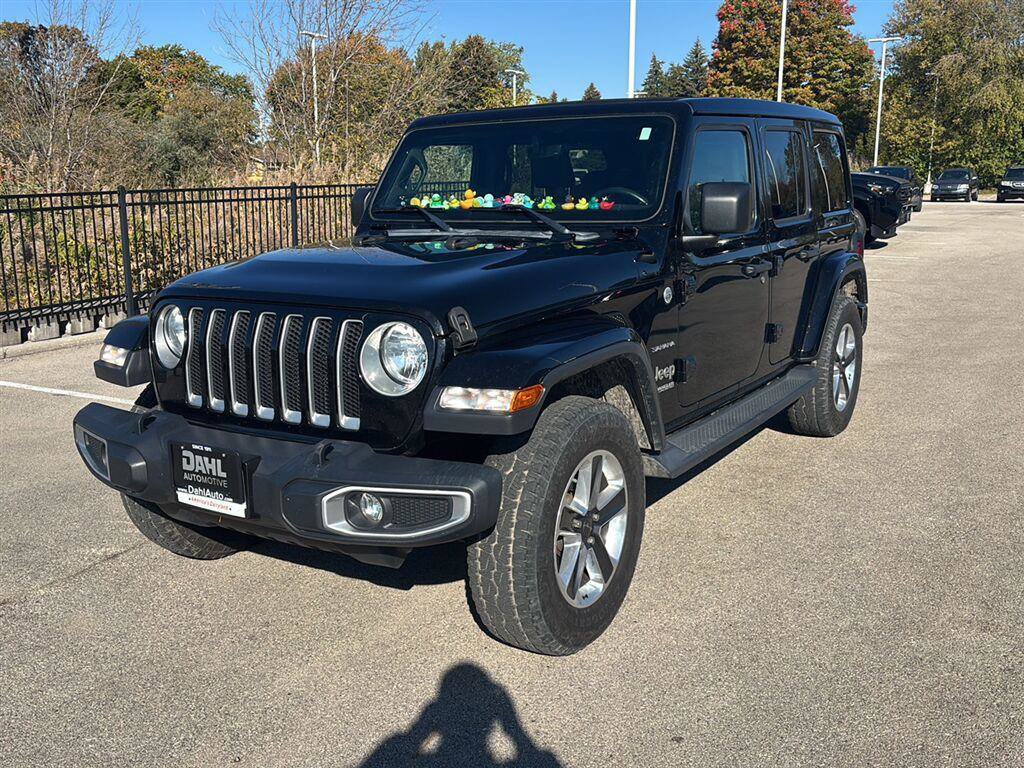 Used 2019 Jeep Wrangler Unlimited Sahara AWD/4WD image 3