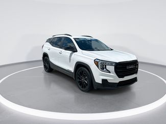 Used 2023 GMC Terrain SLE w/ Elevation Edition FWD video 2
