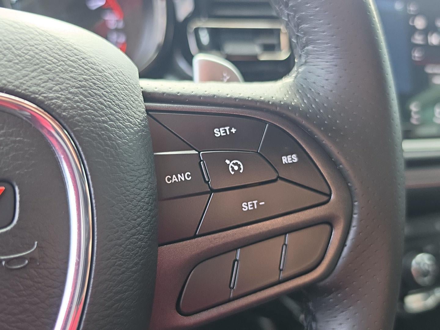 Used 2022 Dodge Durango R/T w/ Blacktop Package AWD/4WD image 36