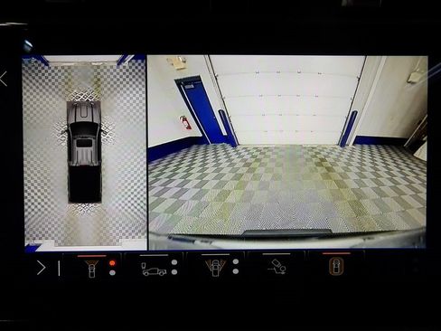 Used 2025 GMC Sierra 2500 Denali w/ Denali Reserve Package image 14